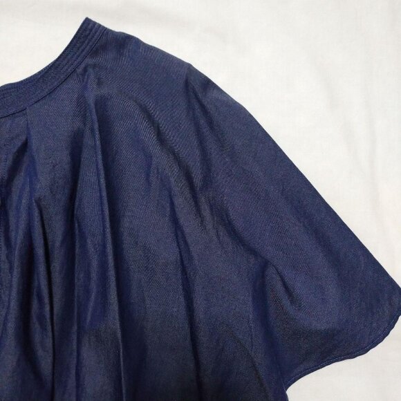 Nicotin Two-Way Cape Blouse Blue - Picture 5 of 5